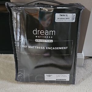 360° Black Mattress Encasement - Twin XL